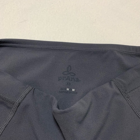 PrAna capris - Picture 4 of 4